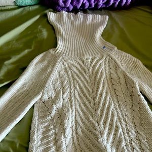 Cream turtleneck sweater, size XS!